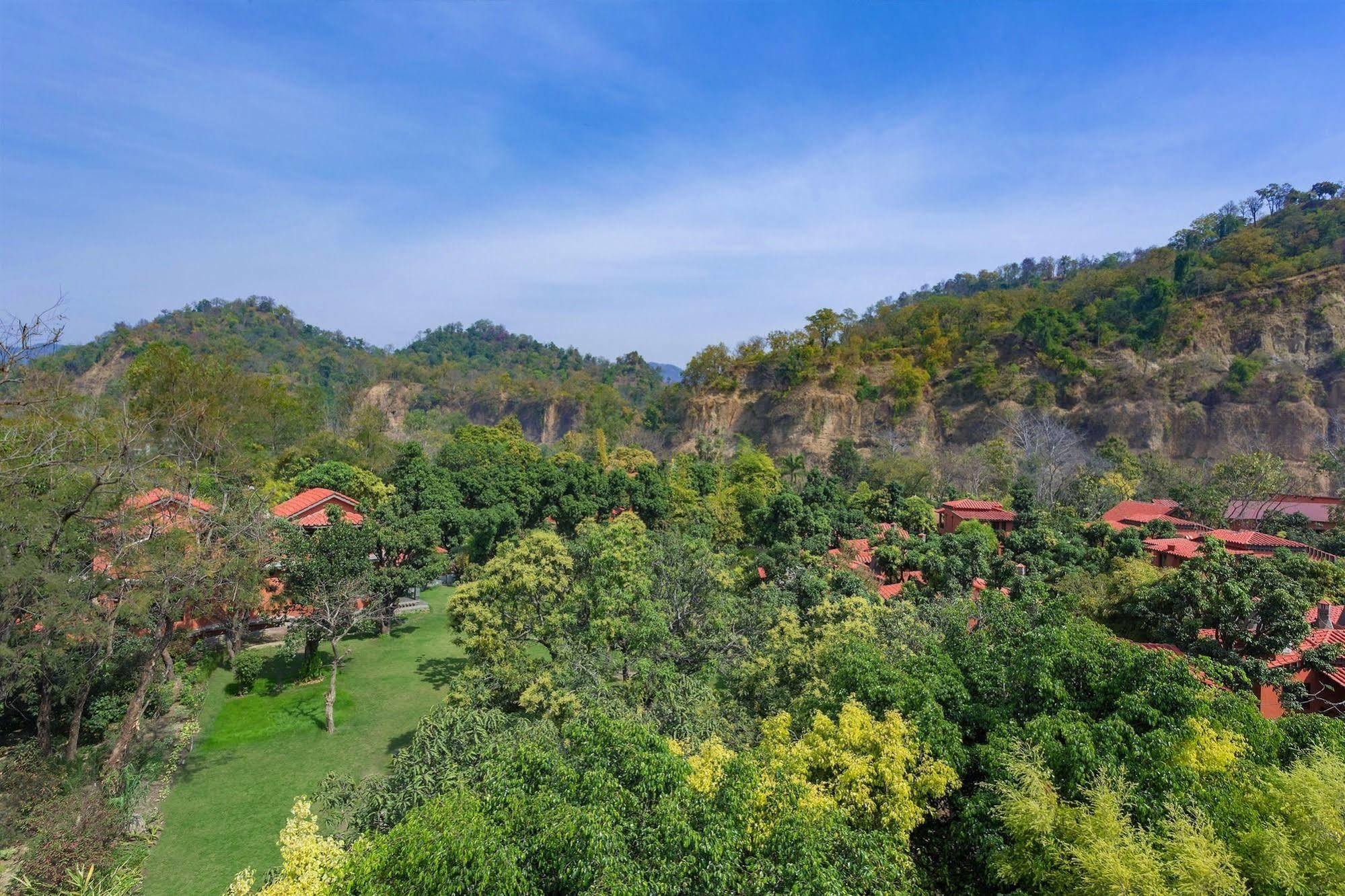 Taj Corbett Resort And Spa Uttarakhand Ramnagar  Dış mekan fotoğraf