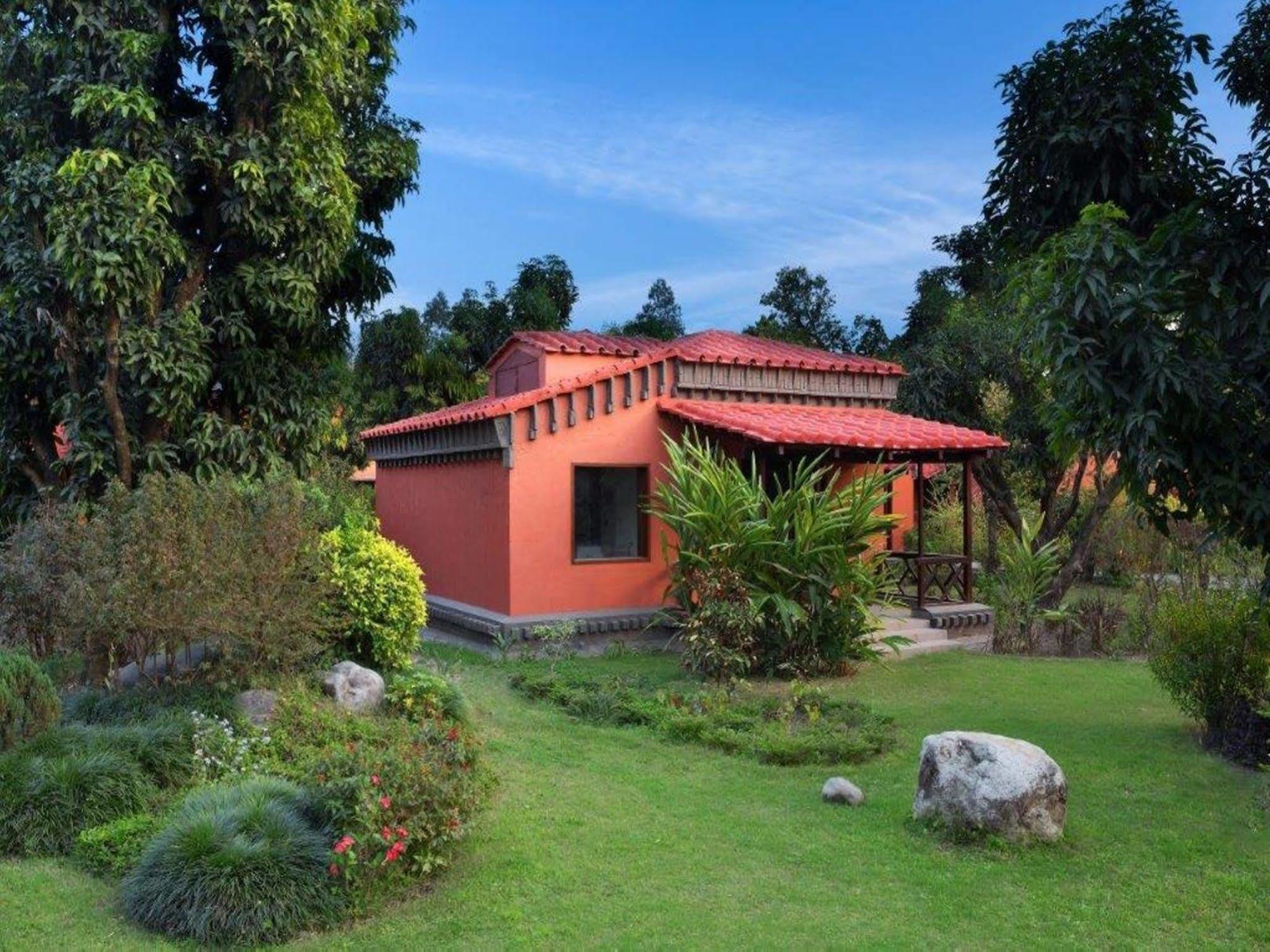 Taj Corbett Resort And Spa Uttarakhand Ramnagar  Dış mekan fotoğraf